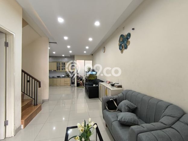 Rumah Modern 3 KT di BSD Residence One Tangerang Semi Furnished Rumah Modern 3 KT di BSD Residence One Tangerang Semi Furnished