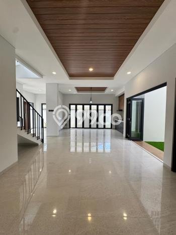 Ready to Use! Premium House LT 140m2 Desain Elegan di BSD Kencana Loka Ready to Use! Premium House LT 140m2 Desain Elegan di BSD Kencana Loka