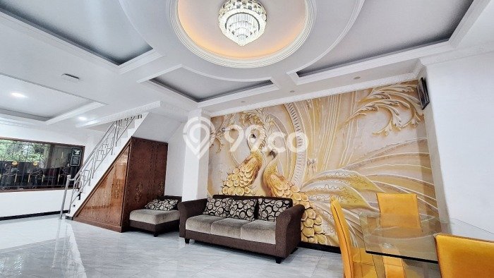 Rumah Elit LB 200m2 Siap Huni Desain Elegan di Taman Palem, Jakarta Barat Rumah Elit LB 200m2 Siap Huni Desain Elegan di Taman Palem, Jakarta Barat