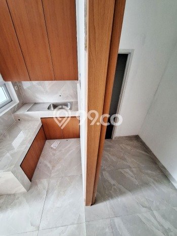 Hunian Mewah LB 180m2 Siap Pakai Desain Elegan di Duri Kepa, Jakarta Barat Hunian Mewah LB 180m2 Siap Pakai Desain Elegan di Duri Kepa, Jakarta Barat
