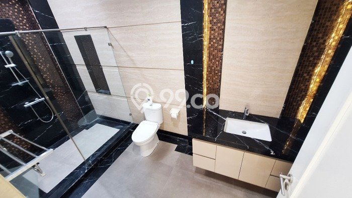 Rumah Elit Modern Tanpa Renovasi di Pantai Indah Kapuk Jakarta Utara Rumah Elit Modern Tanpa Renovasi di Pantai Indah Kapuk Jakarta Utara