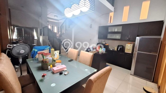 Hunian Mewah LB 225m2 Siap Huni Desain Elegan di Puri Indah, Jakarta Barat Hunian Mewah LB 225m2 Siap Huni Desain Elegan di Puri Indah, Jakarta Barat