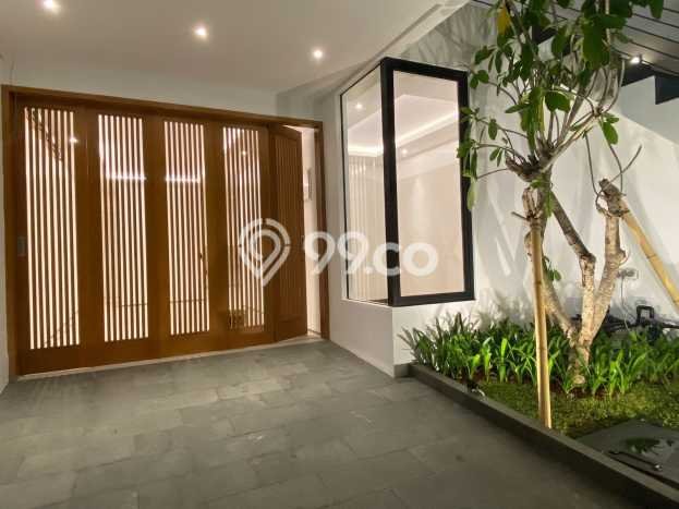 Rumah Luxury Modern Tanpa Renovasi di Sunter Jakarta Utara Rumah Luxury Modern Tanpa Renovasi di Sunter Jakarta Utara