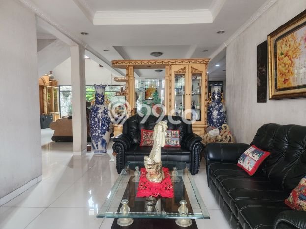Hunian Super Elit dengan Akses Paling Strategis di Puri Indah, Jakarta Barat Hunian Super Elit dengan Akses Paling Strategis di Puri Indah, Jakarta Barat