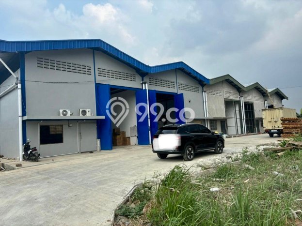 Unit Gudang Paling Strategis di Periuk Tangerang dengan LB 300m2 Unit Gudang Paling Strategis di Periuk Tangerang dengan LB 300m2