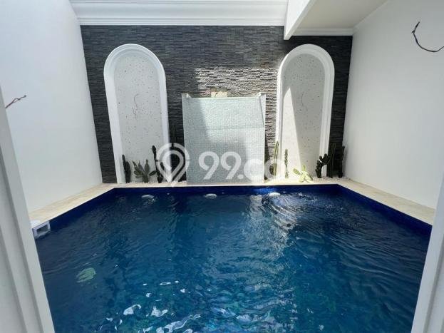 Ready to Use! Premium House LT 360m2 Desain Modern di Pejaten Ready to Use! Premium House LT 360m2 Desain Modern di Pejaten
