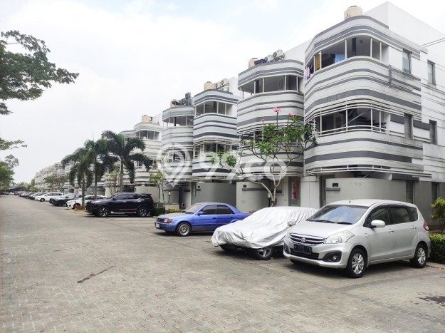 Dijual Hunian Rumah Nyaman 2 Kamar di BSD Vanya Park, Tangerang Dijual Hunian Rumah Nyaman 2 Kamar di BSD Vanya Park, Tangerang