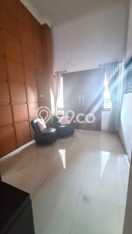 Hunian Mewah LB 225m2 Siap Huni Desain Elegan di Puri Indah, Jakarta Barat Hunian Mewah LB 225m2 Siap Huni Desain Elegan di Puri Indah, Jakarta Barat