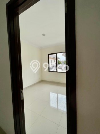 Rumah Mewah LB 200m2 Siap Huni Desain Elegan di BSD Avani, Tangerang Rumah Mewah LB 200m2 Siap Huni Desain Elegan di BSD Avani, Tangerang