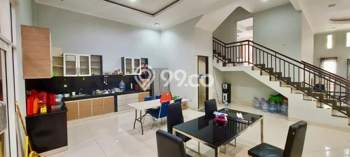 EXCLUSIVE OFFER! Rumah di Pluit, 4 KM, Lingkungan Elite, Luas 241m² LB 400m² EXCLUSIVE OFFER! Rumah di Pluit, 4 KM, Lingkungan Elite, Luas 241m² LB 400m²