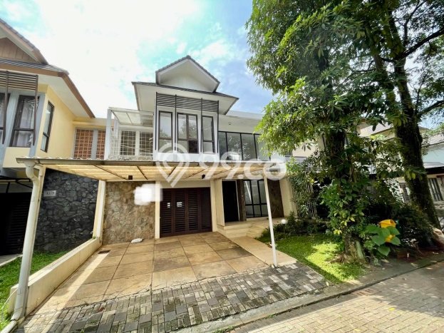 Rumah Mewah LB 200m2 Siap Huni Desain Elegan di BSD Avani, Tangerang Rumah Mewah LB 200m2 Siap Huni Desain Elegan di BSD Avani, Tangerang