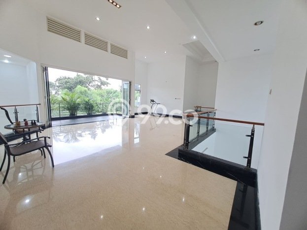 Hunian Elit LB 800m2 Siap Huni Desain Elegan di BSD Telaga Golf, Tangerang Hunian Elit LB 800m2 Siap Huni Desain Elegan di BSD Telaga Golf, Tangerang
