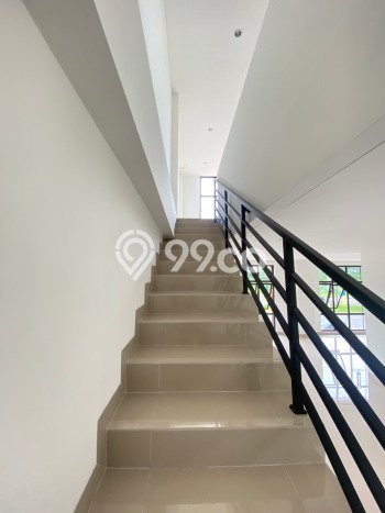 Ruko bagus disewakan di Cakung Jakarta Timur dengan LB 320m2 harga sewa terbaik Ruko bagus disewakan di Cakung Jakarta Timur dengan LB 320m2 harga sewa terbaik