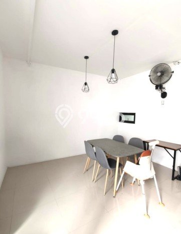 Rumah Luas Asri 3 KT Siap Huni di harapan indah Bekasi Rumah Luas Asri 3 KT Siap Huni di harapan indah Bekasi