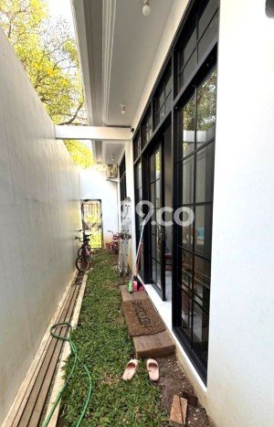 For Sale! Luxury House LT 180m2 Desain Modern di Jakarta Garden City For Sale! Luxury House LT 180m2 Desain Modern di Jakarta Garden City