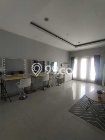 Rumah Elit Modern Tanpa Renovasi di Pakuan Bogor Rumah Elit Modern Tanpa Renovasi di Pakuan Bogor