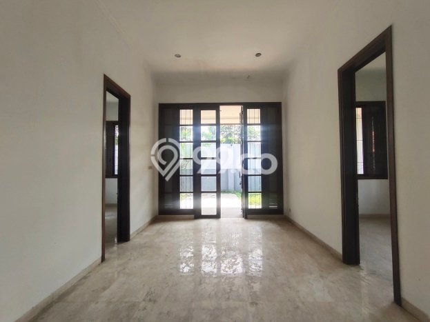 For Sale! Premium House LT 622m2 Desain Elegan di Pajajaran For Sale! Premium House LT 622m2 Desain Elegan di Pajajaran