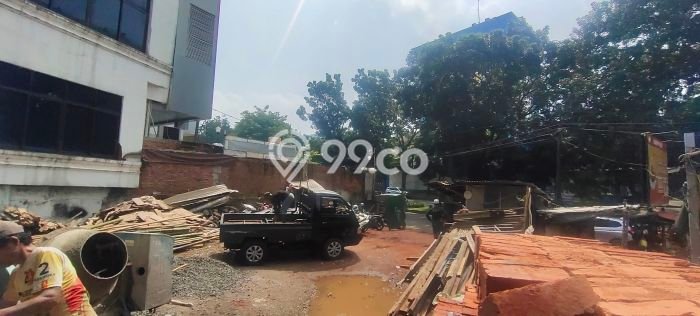 INVESTASI POTENSIAL! Ruko di , Luas 210m2m², Potensi Keramaian Tinggi INVESTASI POTENSIAL! Ruko di , Luas 210m2m², Potensi Keramaian Tinggi