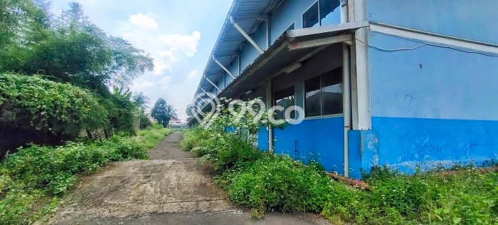 Lokasi Strategis! Dijual Pabrik Bisnis di Sukaraja, Bogor Kondisi Baik Lokasi Strategis! Dijual Pabrik Bisnis di Sukaraja, Bogor Kondisi Baik