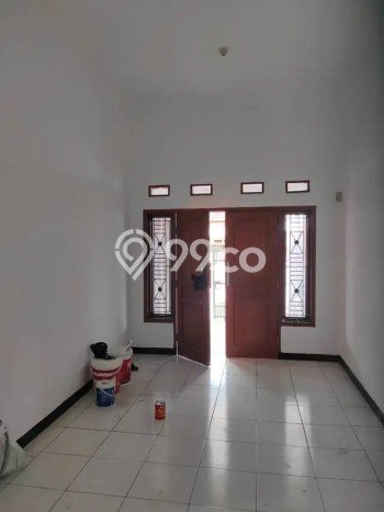 Disewakan! Rumah 3 Kamar Tidur &
1 Kamar Mandi di Cibaduyut, Bandung Disewakan! Rumah 3 Kamar Tidur &
1 Kamar Mandi di Cibaduyut, Bandung
