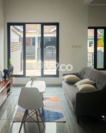 For Sale Rumah 4 Kamar Lokasi Strategis Bagus dan Strategis di BSD For Sale Rumah 4 Kamar Lokasi Strategis Bagus dan Strategis di BSD