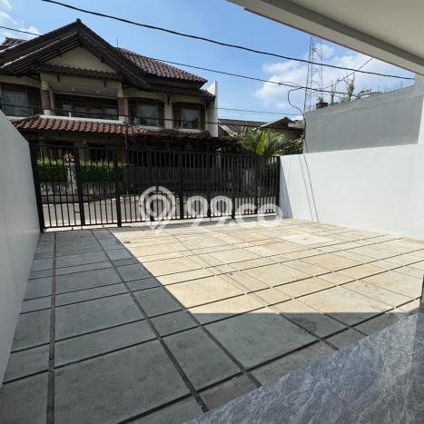Rumah Modern Minimalis 4 Kamar Bisa Langsung Pindah di Kembangan Rumah Modern Minimalis 4 Kamar Bisa Langsung Pindah di Kembangan