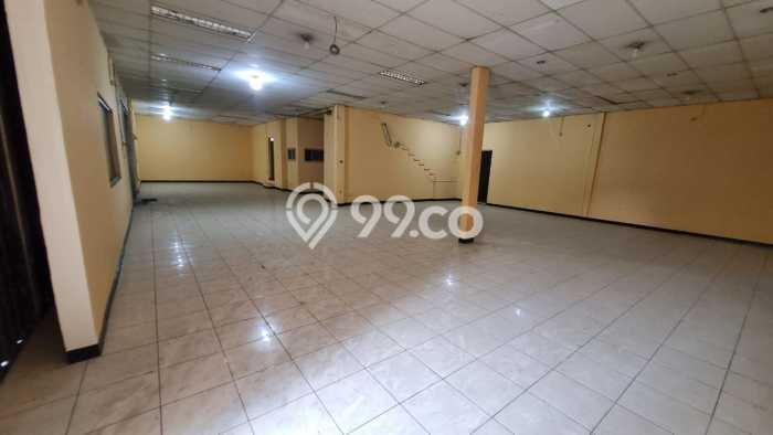 Unit Gudang Paling Strategis di Karawaci Tangerang dengan LB 1250m2 Unit Gudang Paling Strategis di Karawaci Tangerang dengan LB 1250m2