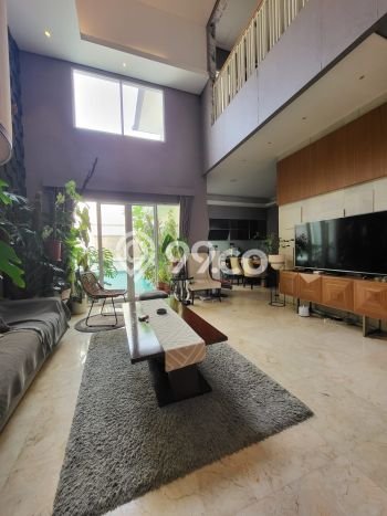 Hunian Mewah Siap Huni LT 185m2 di Jagakarsa, Jakarta Selatan Hunian Mewah Siap Huni LT 185m2 di Jagakarsa, Jakarta Selatan