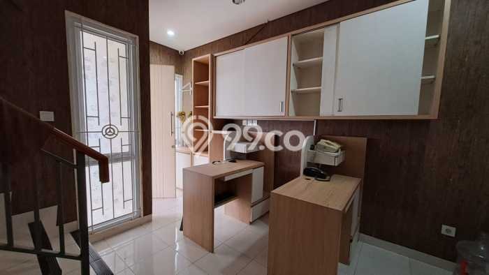 Rumah Minimalis 2 KT LT 32m2 di Gading Serpong Rumah Minimalis 2 KT LT 32m2 di Gading Serpong
