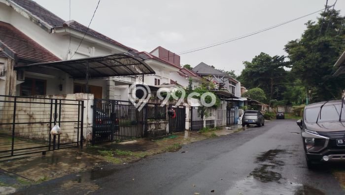 Dijual Cepat Rumah Favorit Siap Huni LB 200m2 di BSD, Tangerang Selatan Dijual Cepat Rumah Favorit Siap Huni LB 200m2 di BSD, Tangerang Selatan