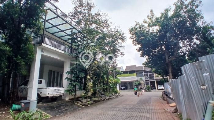 Siap Huni Hunian Elit 4 Kamar di BSD Dekat ke Mana Pun Siap Huni Hunian Elit 4 Kamar di BSD Dekat ke Mana Pun