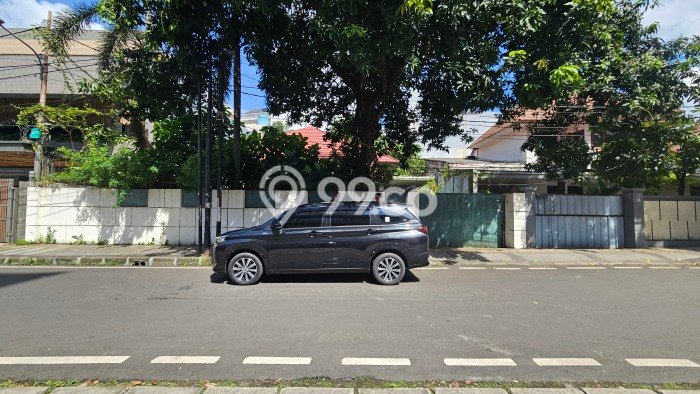 Dijual Rumah Premium dengan Fasilitas Sekitar Komplit di Menteng, Jakarta Pusat Dijual Rumah Premium dengan Fasilitas Sekitar Komplit di Menteng, Jakarta Pusat