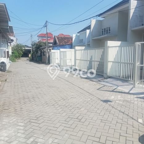 Jual Rumah Minimalis Bagus Punya 2 KT di Rungkut Surabaya SHM Jual Rumah Minimalis Bagus Punya 2 KT di Rungkut Surabaya SHM