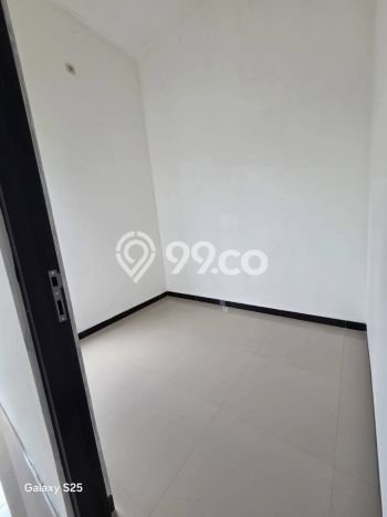 Dijual Rumah Minimalis Bagus Punya 2 KT di Rungkut Surabaya SHM Dijual Rumah Minimalis Bagus Punya 2 KT di Rungkut Surabaya SHM