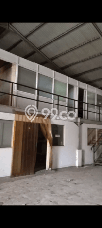 Lokasi Strategis! Dijual Pabrik Bisnis di Benjeng, Gresik Kondisi Baik Lokasi Strategis! Dijual Pabrik Bisnis di Benjeng, Gresik Kondisi Baik