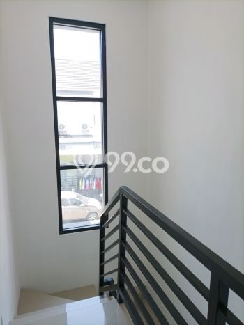 Hunian Cantik Modern Lb 72m2 di Rungkut, Surabaya Hunian Cantik Modern Lb 72m2 di Rungkut, Surabaya
