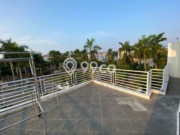 Hunian Elit LB 450m2 Siap Huni Desain Elegan di Pantai Indah Kapuk, Jakarta Utara Hunian Elit LB 450m2 Siap Huni Desain Elegan di Pantai Indah Kapuk, Jakarta Utara