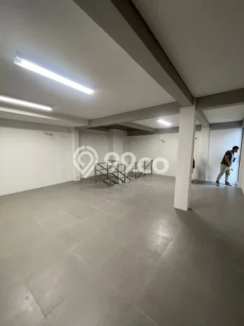 Area Strategis! Disewakan Gudang Lokasi Tangerang, Tangerang Cocok untuk Bisnis Area Strategis! Disewakan Gudang Lokasi Tangerang, Tangerang Cocok untuk Bisnis