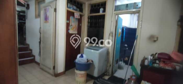 Rumah Luxury di Jakarta Barat Lokasi Strategis Kondisi Terawat Rumah Luxury di Jakarta Barat Lokasi Strategis Kondisi Terawat