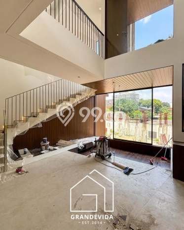 Jual Rumah Mewah Elegan Dengan View Eksklusif di Kemang, Jakarta Selatan Jual Rumah Mewah Elegan Dengan View Eksklusif di Kemang, Jakarta Selatan