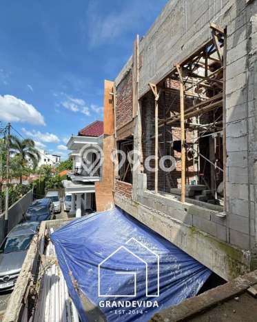 Rumah Luxury Modern Siap Huni di Kemang Jakarta Selatan Rumah Luxury Modern Siap Huni di Kemang Jakarta Selatan
