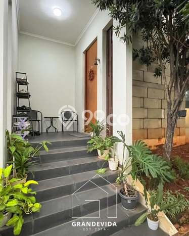 For Sale! Luxury House LT 180m2 Desain Modern di Kemang For Sale! Luxury House LT 180m2 Desain Modern di Kemang
