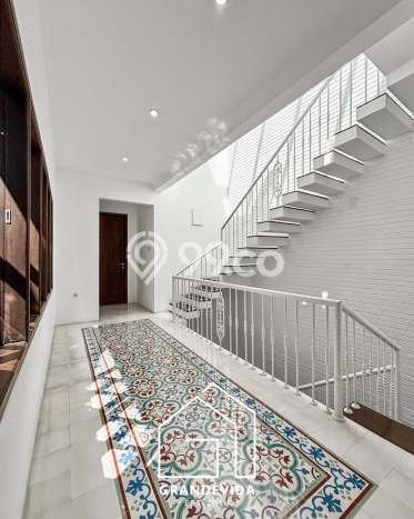 Dijual Rumah Premium dengan Fasilitas Sekitar Komplit di Cilandak, Jakarta Selatan Dijual Rumah Premium dengan Fasilitas Sekitar Komplit di Cilandak, Jakarta Selatan