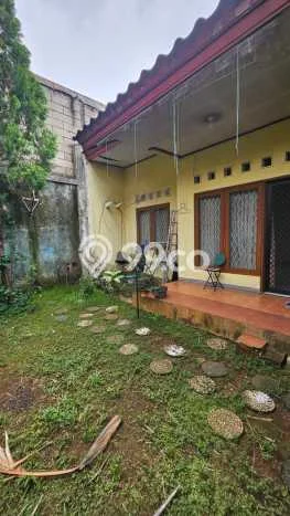 Siap Huni Rumah Mewah 3 Kamar di Kebayoran Lama Dekat ke Mana Pun Siap Huni Rumah Mewah 3 Kamar di Kebayoran Lama Dekat ke Mana Pun
