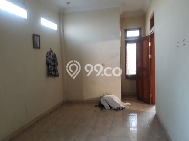 For Sale Rumah 3 Kamar Lokasi Ideal Bagus dan Strategis di Kembangan For Sale Rumah 3 Kamar Lokasi Ideal Bagus dan Strategis di Kembangan