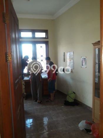 For Sale Rumah 3 Kamar Lokasi Ideal Bagus dan Strategis di Kembangan For Sale Rumah 3 Kamar Lokasi Ideal Bagus dan Strategis di Kembangan