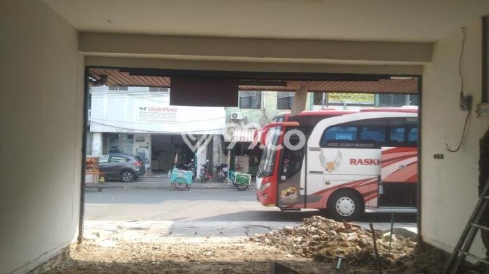 Disewakan Ruko di Kawasan Ramai Tamansari Luas 350m2 Disewakan Ruko di Kawasan Ramai Tamansari Luas 350m2