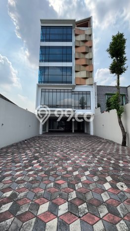 Unit Komersial Dijual di Jakarta Timur LT 285m2 & LB 755m2 Unit Komersial Dijual di Jakarta Timur LT 285m2 & LB 755m2