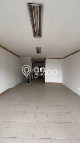 Unit Komersial Disewakan di Jakarta Utara Area Strategis Harga Kompetitif Unit Komersial Disewakan di Jakarta Utara Area Strategis Harga Kompetitif