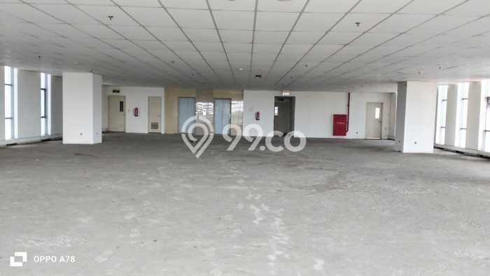 Area Ramai! Komersial Dijual di Benda untuk Bisnis Luas Bangunan 6000m2 Area Ramai! Komersial Dijual di Benda untuk Bisnis Luas Bangunan 6000m2